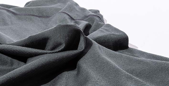 ネオリーフインナー | 国産アウトドアブランドのファイントラック