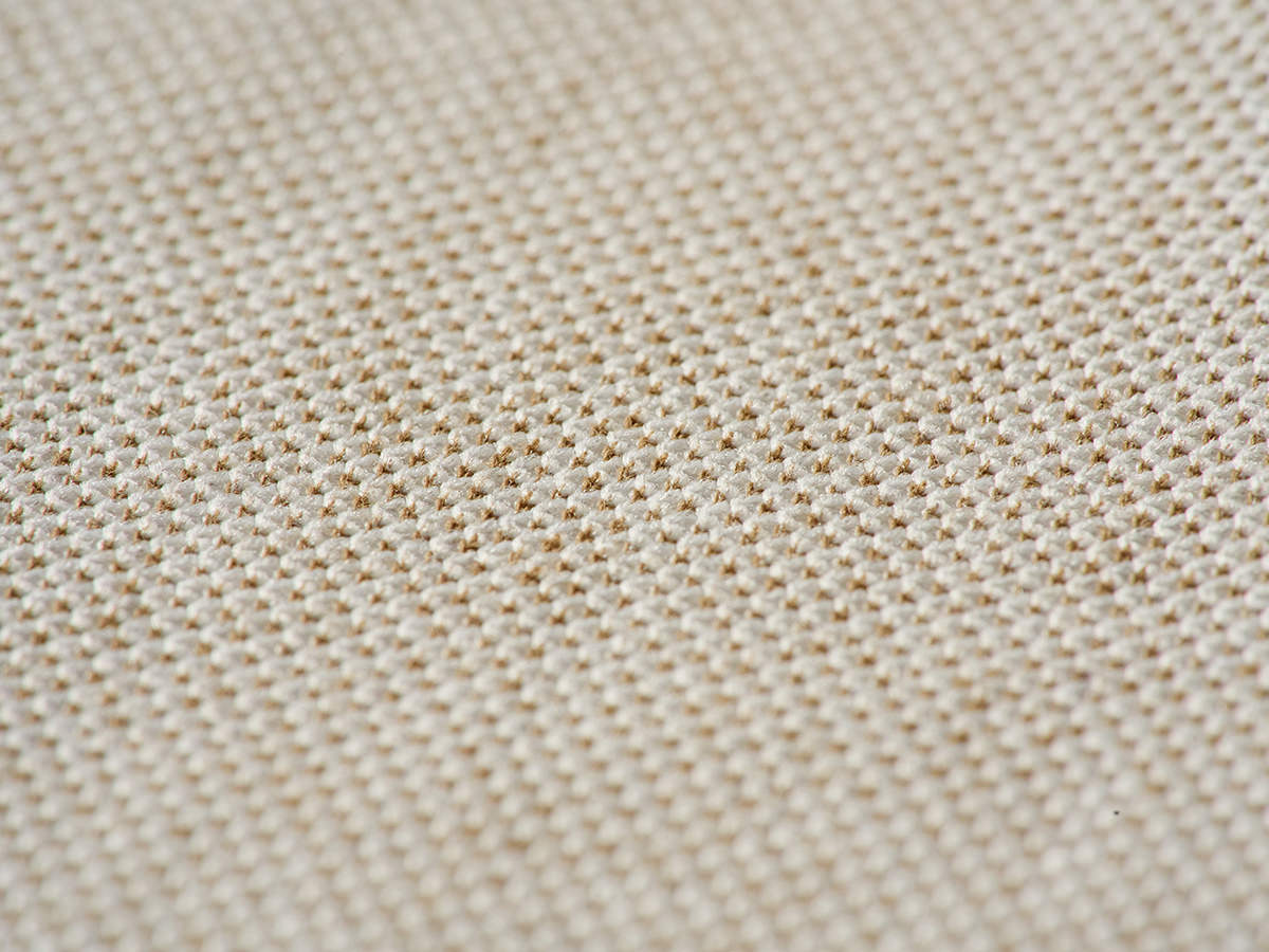 「点接触」でベタつき軽減