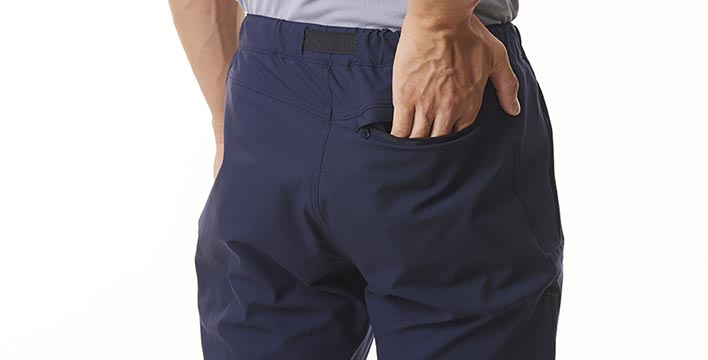 アウトドア 登山用品 カミノパンツ | 国産アウトドアブランドのファイントラック