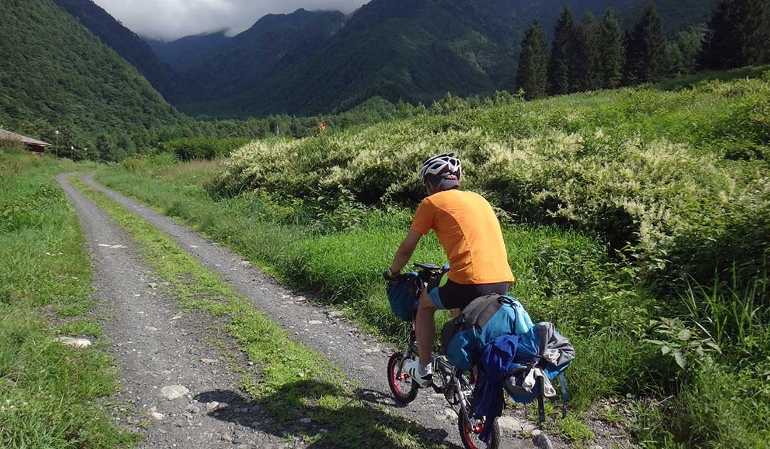 折りたたみ自転車＋登山で日本横断 | 国産アウトドアブランドのファイントラック